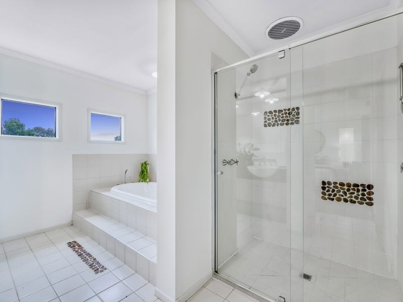 17 Joelson Avenue, Scoresby — listing photograph 12
