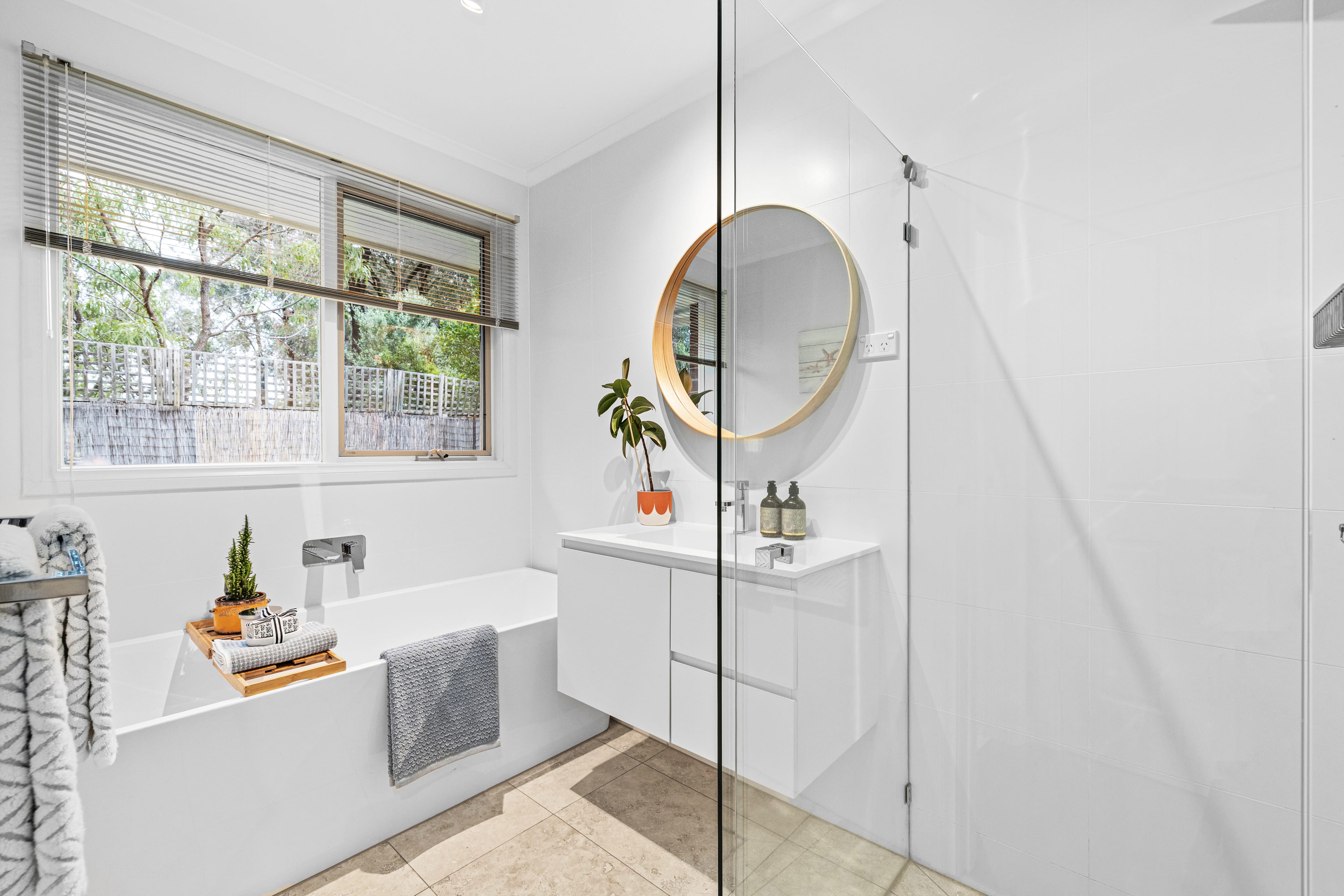 23 Glenwood Grove, Knoxfield — listing photograph 17