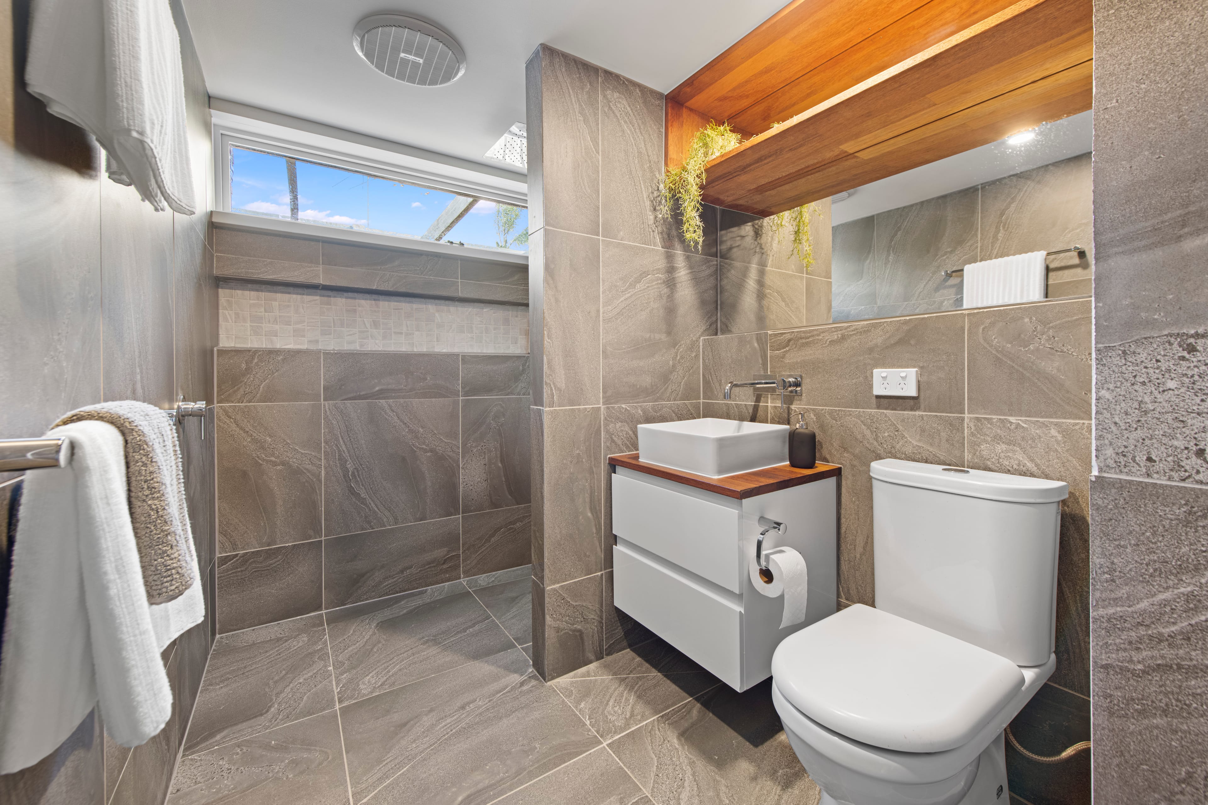 3 Homewood Close, Ferntree Gully — listing photograph 11