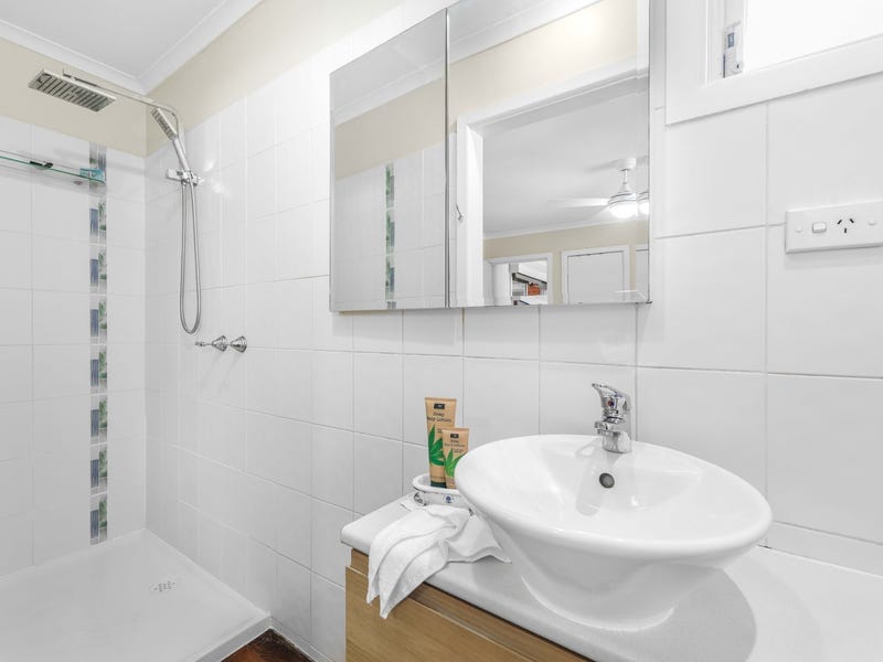 24 Merricks Close, Ferntree Gully — listing photograph 9