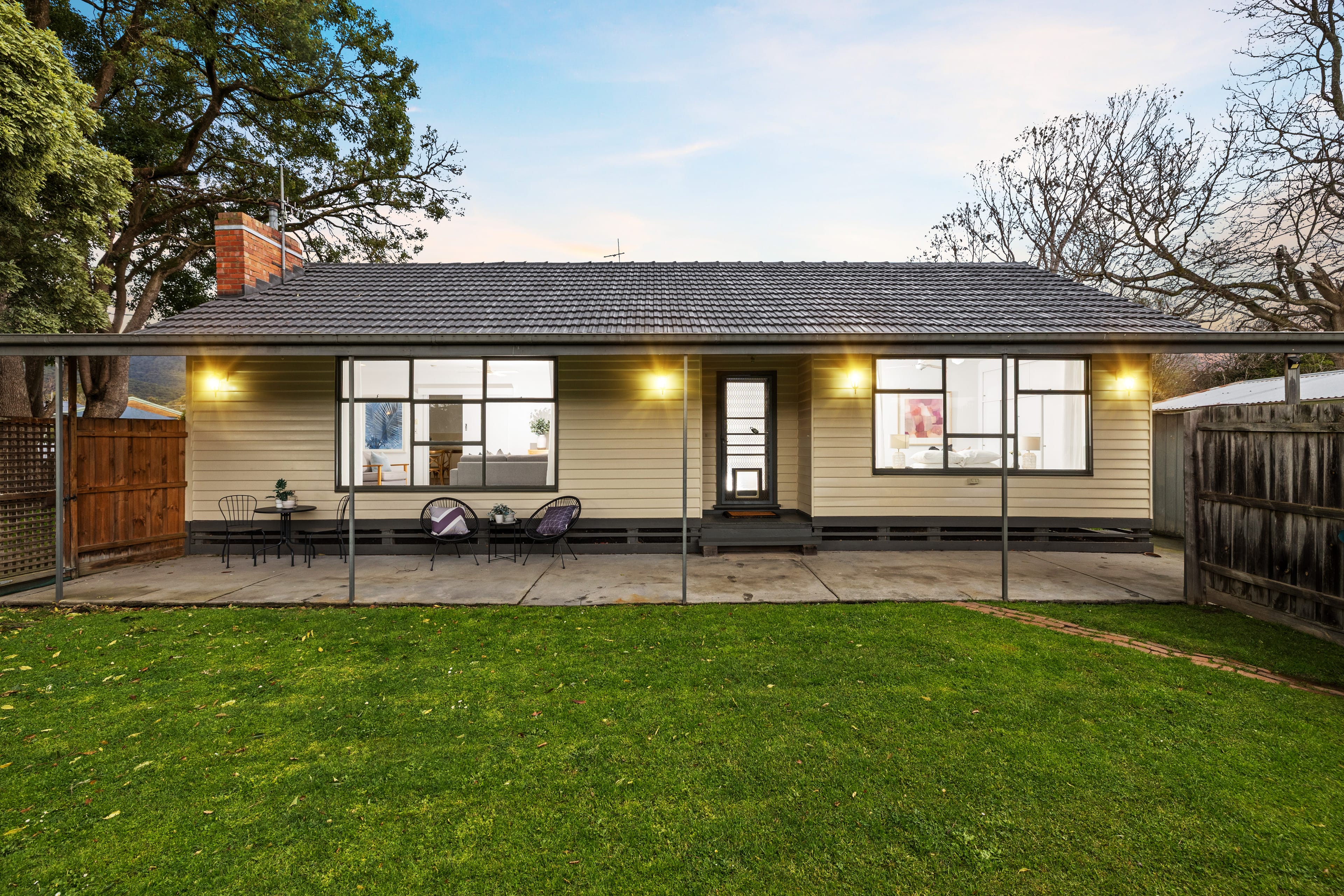 5 Acacia Road, Upper Ferntree Gully — listing photograph 2