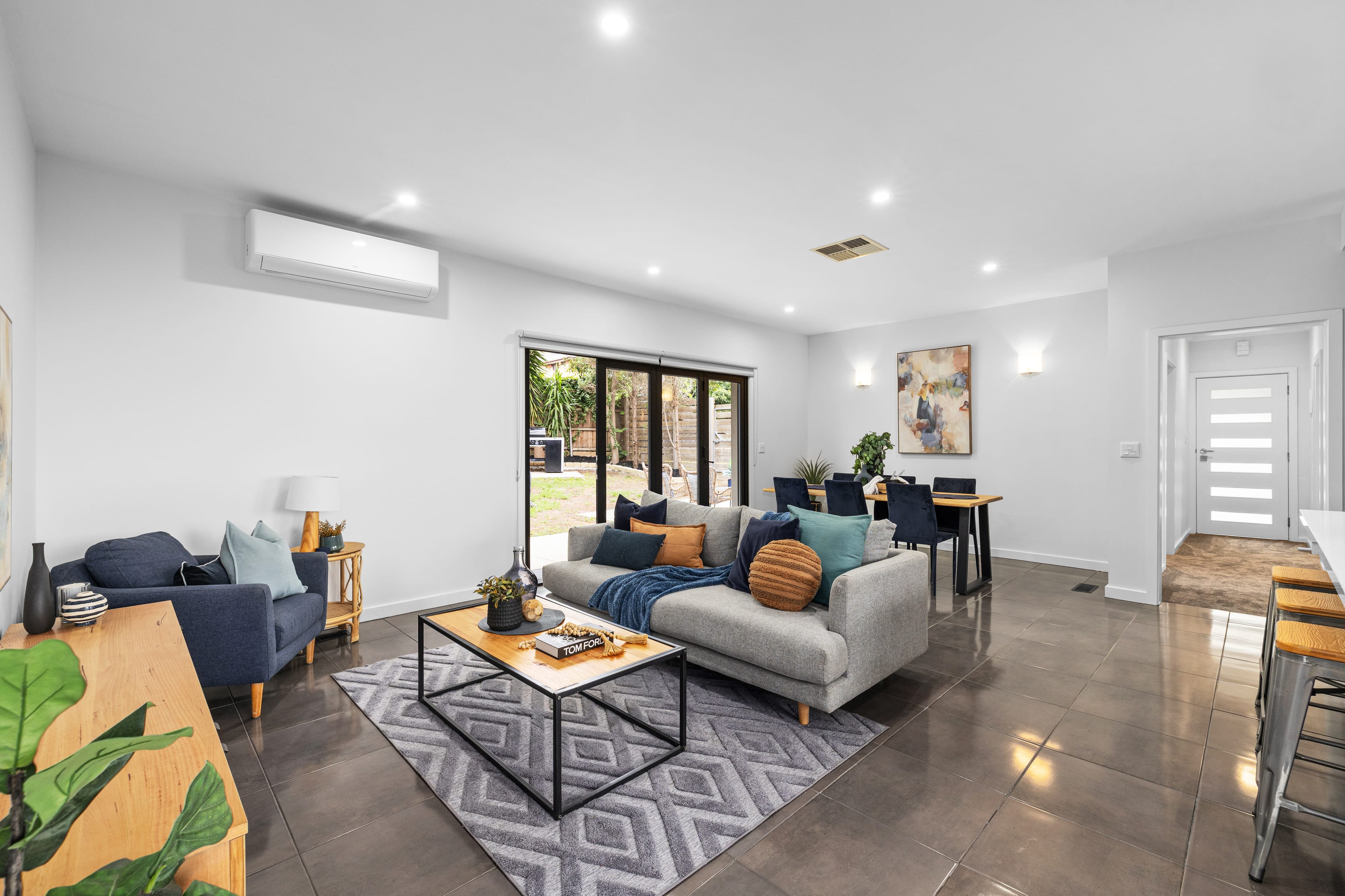 15 Alma Avenue, Ferntree Gully — listing photograph 4