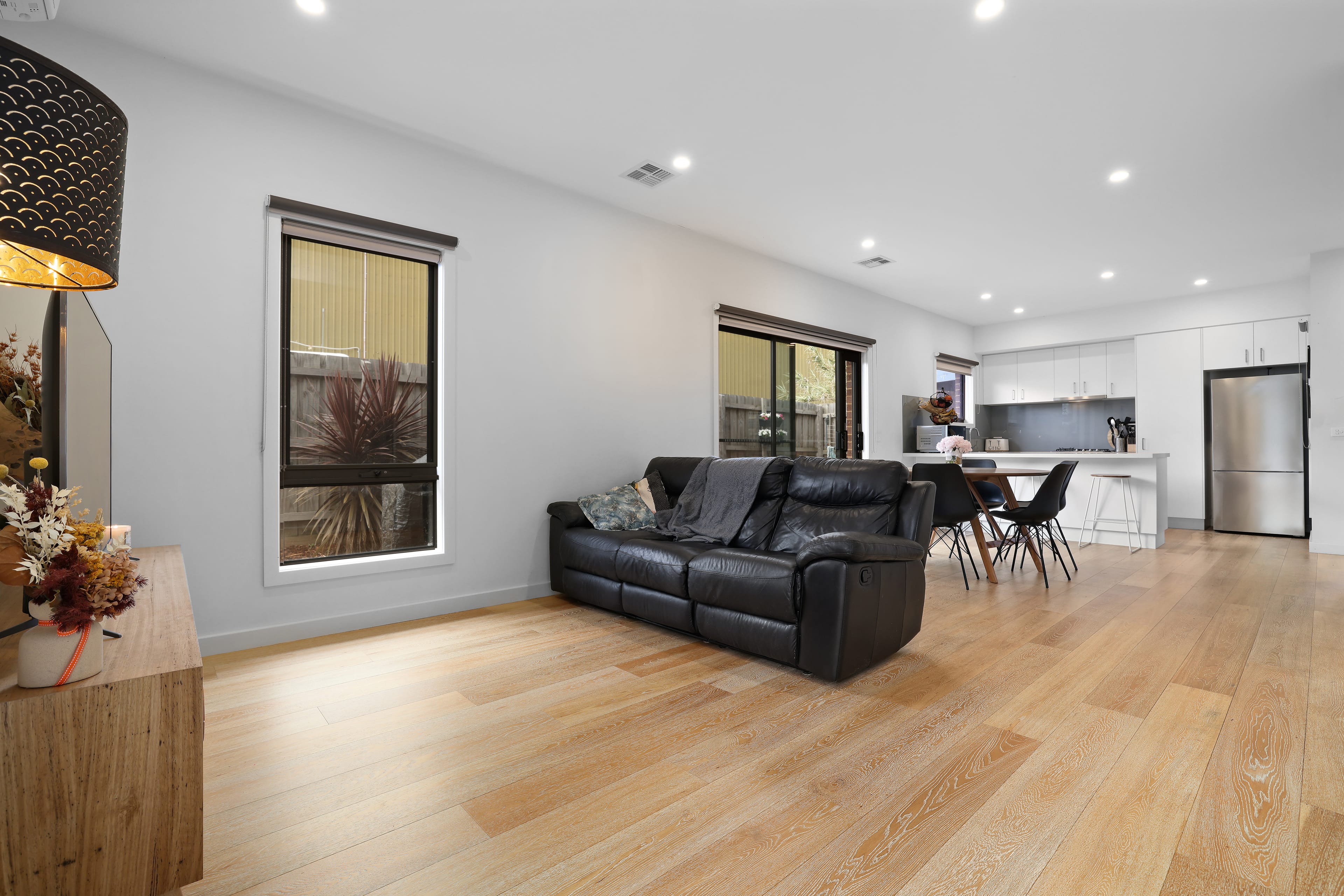 4 Van Close, Kilsyth — listing photograph 5