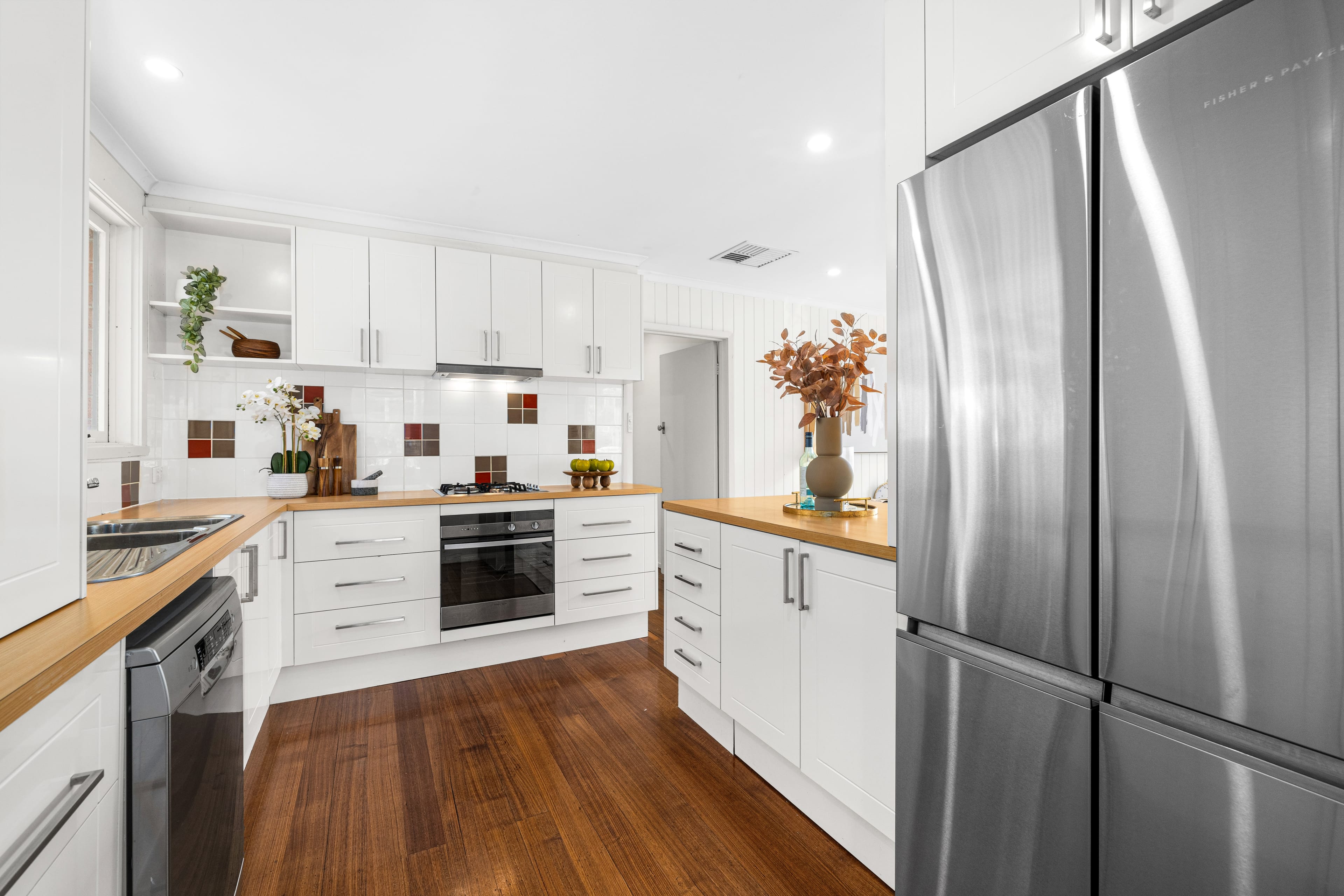 220 Forest Road, Boronia — listing photograph 11