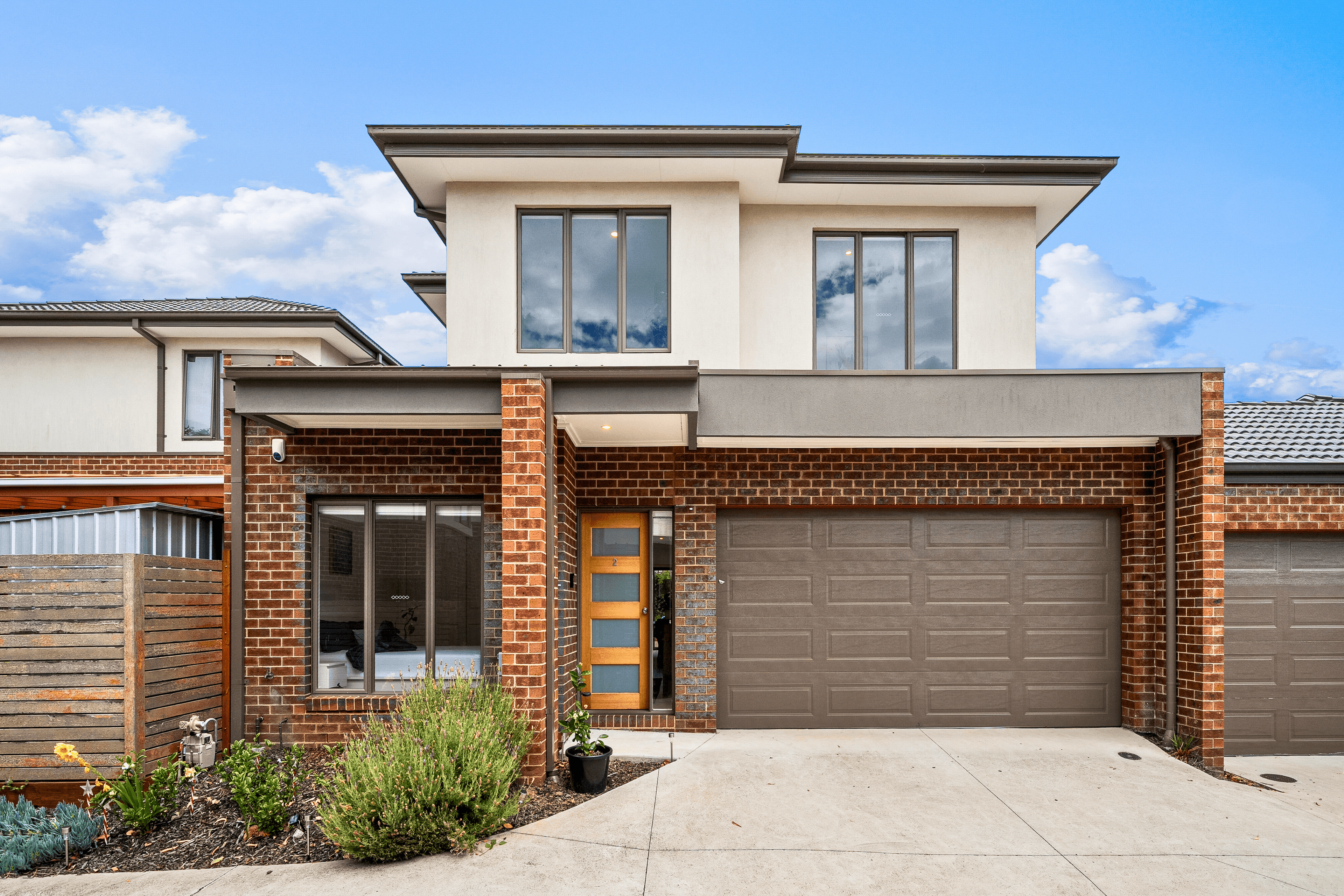 2/13 Rawlings Avenue, Ferntree Gully — listing photograph 2