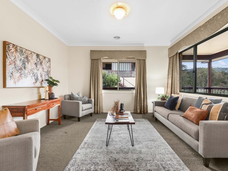 13 Old Belgrave Road, Upper Ferntree Gully — listing photograph 3